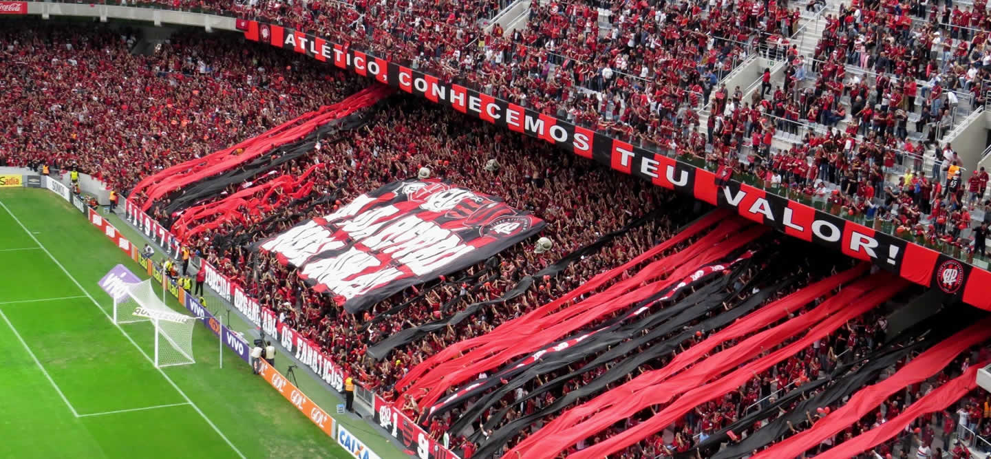 Goiás enfrenta o Athletico-PR em busca de sequência positiva no Brasileirão